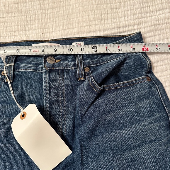 Re/Done Originals Highrise Medium Flare - NWT - Size 30 - Picture 9 of 10